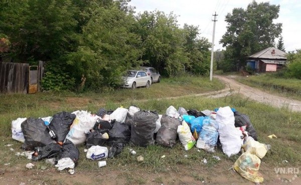 Мусорный бунт зреет в Караканском бору