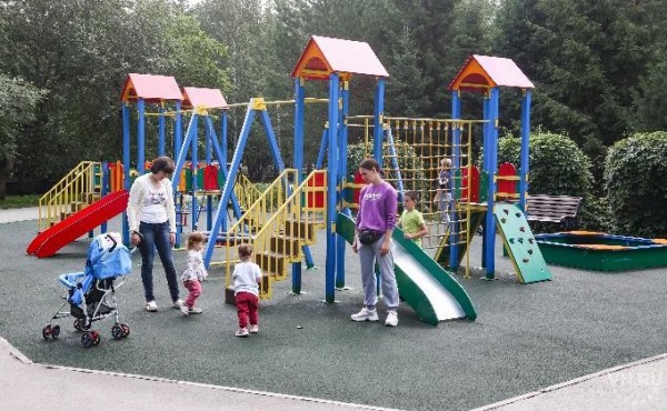 «Бюджет не резиновый»: экономист о возможности выплаты 10 тысяч на детей в августе