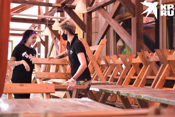 «Мы заплакали от счастья»: как прошло открытие летних веранд в Новосибирске «Мы заплакали от счастья»: как прошло открытие летних веранд в Новосибирске