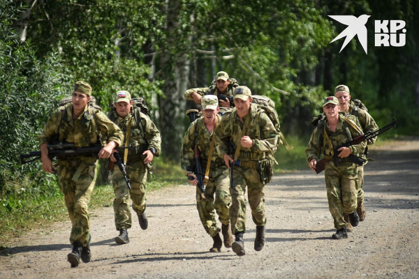 Разведчики разделись и поплыли: как военные отметили День Ивана Купалы