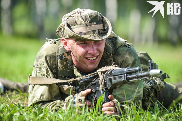 &laquo;Финиш, где ты? Я ползу&hellip;&raquo;: как российские разведчики боролись друг с другом и жарой