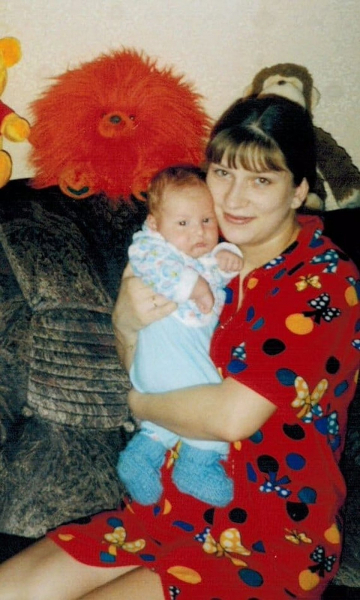 &laquo;Во сне хожу ногами по земле&raquo;: сибирячка оказалась в инвалидном кресле, но стала чемпионкой по пауэрлифтингу