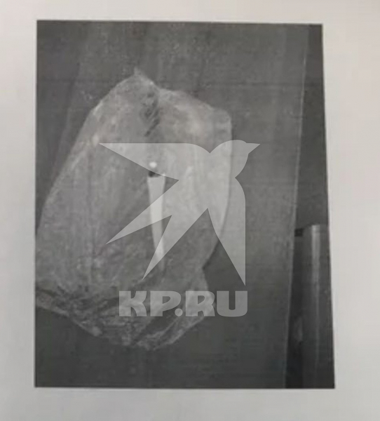 «Он меня изнасиловал, а я защищалась»: жительница Новосибирска отбилась ножом от соседа, но обвиняют ее, а не его «Он меня изнасиловал, а я защищалась»: жительница Новосибирска отбилась ножом от соседа, но обвиняют ее, а не его