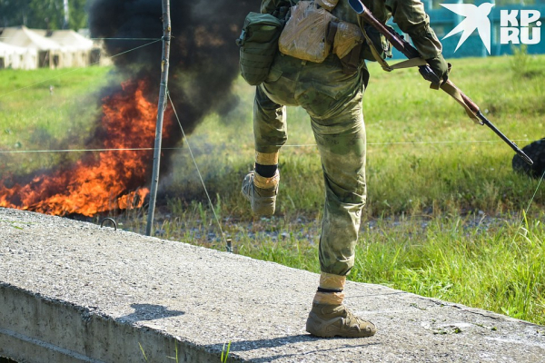 &laquo;Финиш, где ты? Я ползу&hellip;&raquo;: как российские разведчики боролись друг с другом и жарой