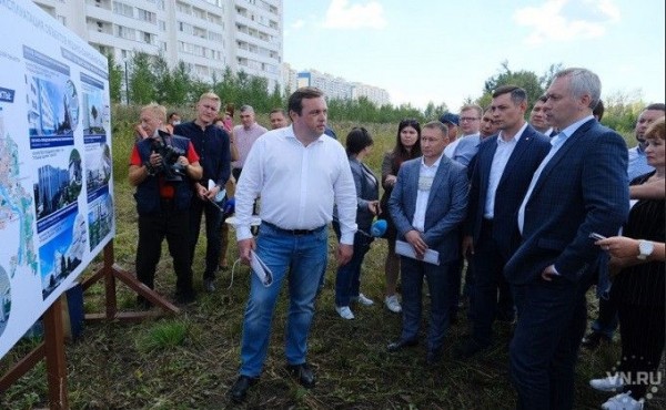 Губернатор Травников: «Строительство семи поликлиник начнется в 2020 году» Губернатор Травников: «Строительство семи поликлиник начнется в 2020 году»