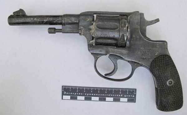 Пассажир с наганом зашел через главный вход на вокзал Новосибирск-Главный