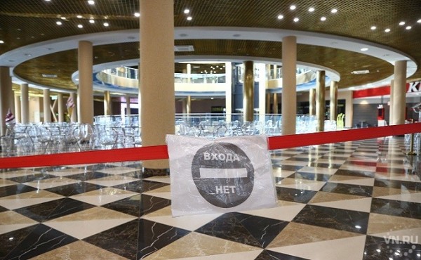 Открыть рестораны, кафе, бани и бассейны разрешил губернатор