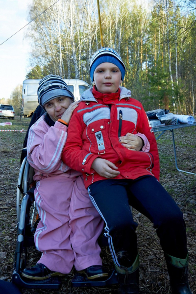 Парализованная мать-одиночка мечтает о коляске-вездеходе, чтобы искать пропавших детей Парализованная мать-одиночка мечтает о коляске-вездеходе, чтобы искать пропавших детей