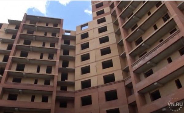 Долгострой на Есенина сдадут в 2021 году Долгострой на Есенина сдадут в 2021 году