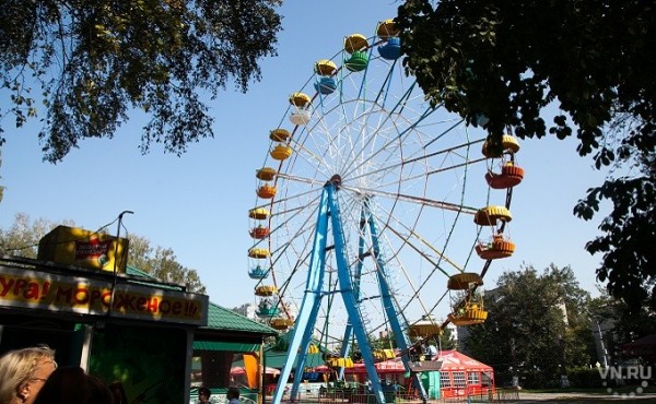 Аттракционы откроют в парках Новосибирска