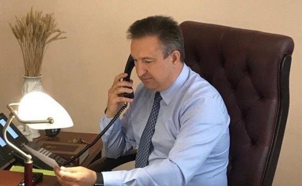 На полмиллиона увеличил доход глава Колыванского района Евгений Артюхов На полмиллиона увеличил доход глава Колыванского района Евгений Артюхов