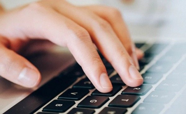 Профильные ведомства и муниципалитеты решают вопросы жителей в режиме онлайн