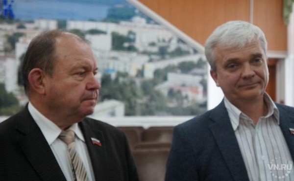 Рокировка по-бердски: Владимир Голубев сменил Валерия Бадьина на посту председателя горсовета