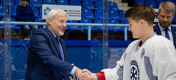 Кирилл Фастовский: "Сидим на пороховой бочке и трудимся"