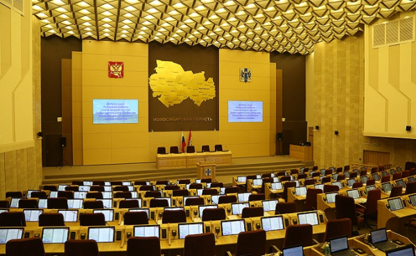 Стала известна численность партийных фракций в новом Законодательном собрании