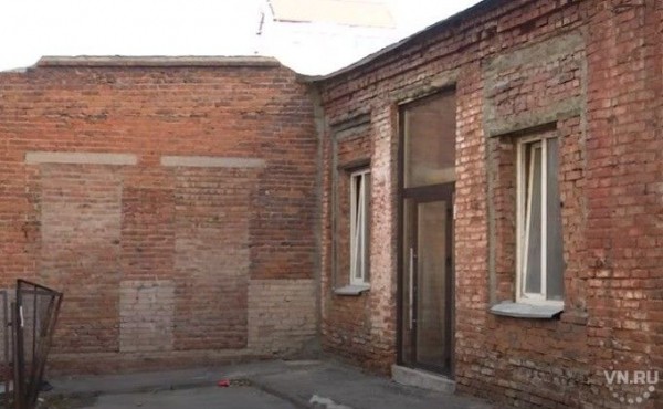 Скандал разгорается вокруг строительства ресторана в центре Новосибирска Скандал разгорается вокруг строительства ресторана в центре Новосибирска