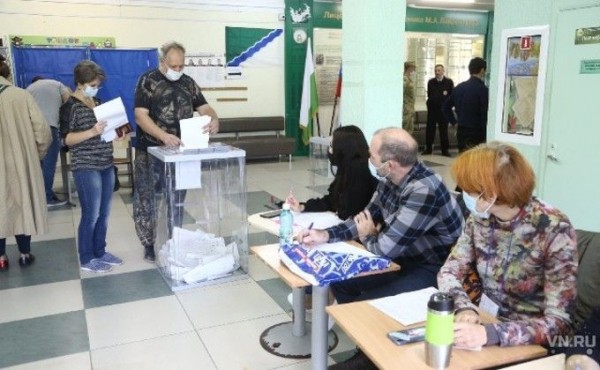 К полудню 13 сентября явка на выборах в Заксобрание составила почти 17%