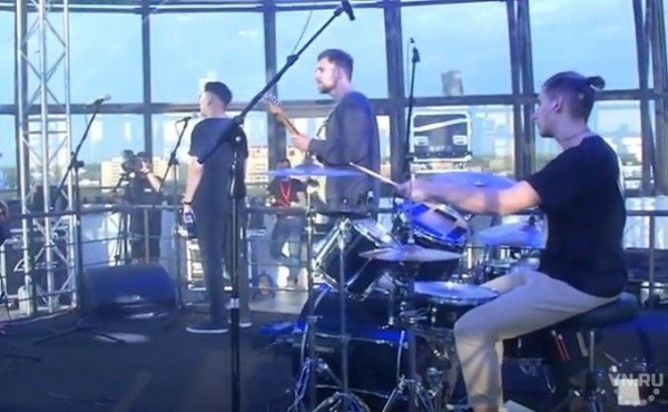 Под куполом НГУ прошел онлайн-квартирник