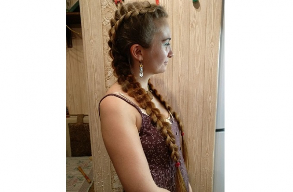 «Волосы обстригла папе назло»: за что женщины любят и ненавидят косы «Волосы обстригла папе назло»: за что женщины любят и ненавидят косы