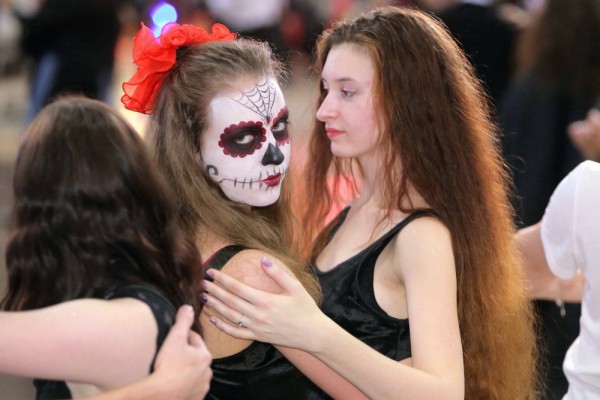 Афиша выходных: бал вампиров, #Читайфест и&nbsp;артхаус в&nbsp;кино