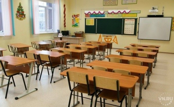 Ситуацию с распространением коронавируса в школах прокомментировал министр образования региона