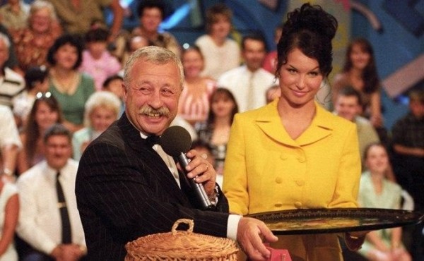 Сектор «приз» на барабане: как новосибирцы играли в «Поле чудес» Сектор «приз» на барабане: как новосибирцы играли в «Поле чудес»