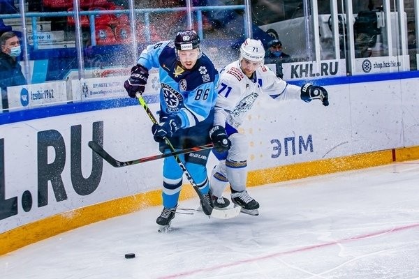 Александр Шаров: «Неплохой матч для «Сибири», но нам есть, над чем работать» Александр Шаров: «Неплохой матч для «Сибири», но нам есть, над чем работать»