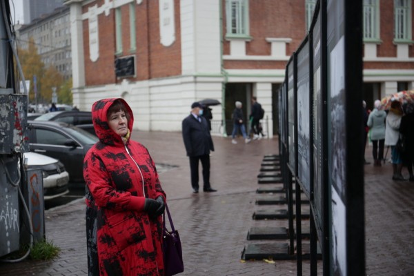 Афиша выходных: два фестиваля кино, куклы детства и&nbsp;выставка про 90-е