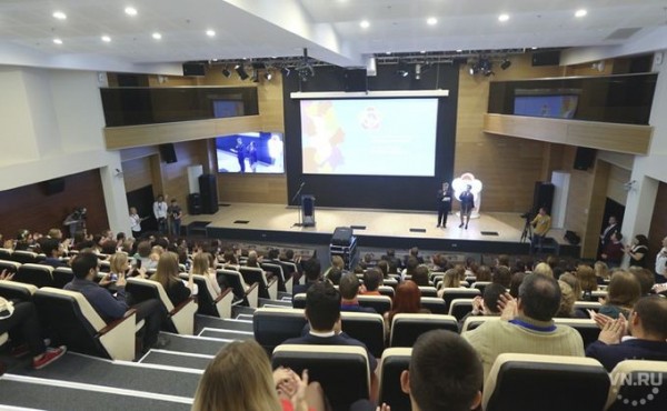 Еще один вуз Новосибирска перешел на дистанционку из-за угрозы ковид-19