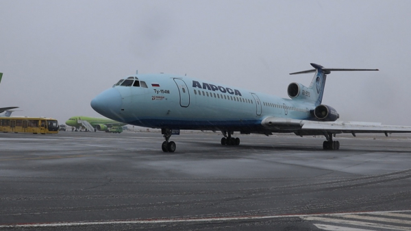 Прощальный рейс легенды - ТУ-154 совершил последний полет Прощальный рейс легенды - ТУ-154 совершил последний полет