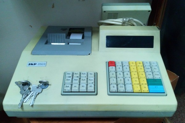 Афиша выходных: два фестиваля кино, куклы детства и выставка про 90-е Афиша выходных: два фестиваля кино, куклы детства и выставка про 90-е