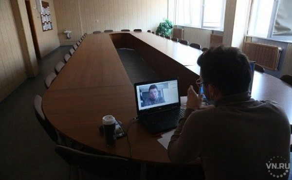 Решение о переводе школ на «дистанционку» примут в конце недели власти региона Решение о переводе школ на «дистанционку» примут в конце недели власти региона