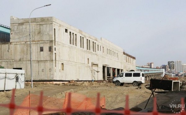 Конечную остановку левобережных автобусов перенесут на станцию «Спортивная» Конечную остановку левобережных автобусов перенесут на станцию «Спортивная»