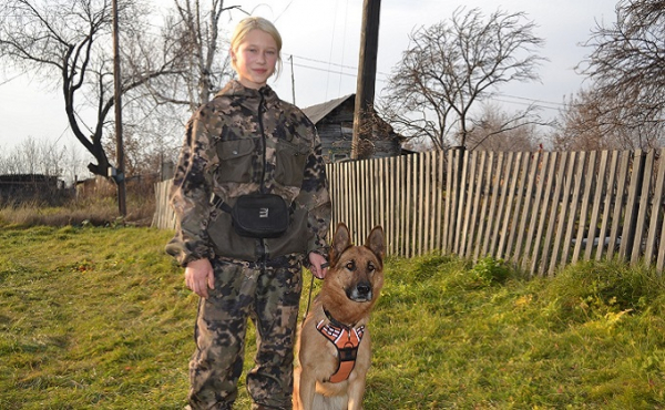 Намерена стать кинологом: 14-летняя школьница обучает собак в Кокошино