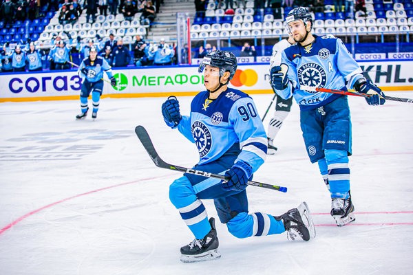 Олег Ли: "Мы все пластались и бились друг за друга" Олег Ли: "Мы все пластались и бились друг за друга"