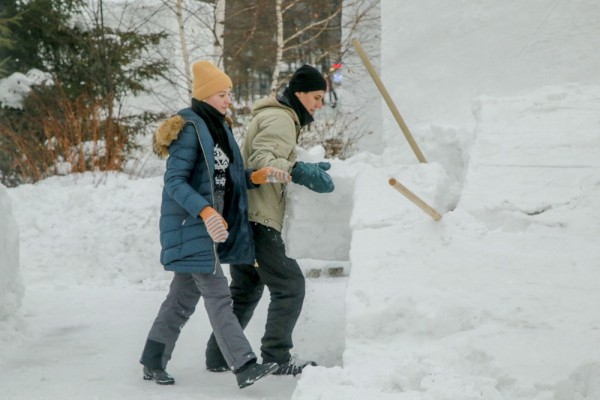 Афиша выходных: «Белое пятно», «Золотая кобра» и вернисаж сновидений Афиша выходных: «Белое пятно», «Золотая кобра» и вернисаж сновидений