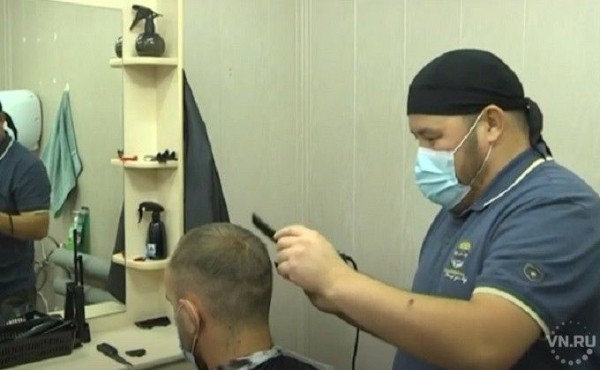 Барбершоп с беседами о рыбалке открыли в Куйбышеве Барбершоп с беседами о рыбалке открыли в Куйбышеве