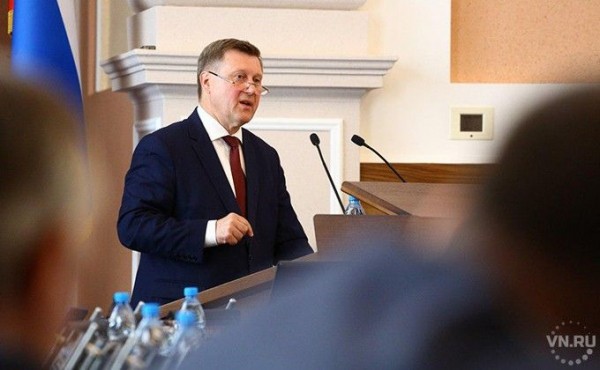 &laquo;Будем экономить на ремонте дорог&raquo;: мэр Новосибирска о дефиците бюджета в 800 млн рублей