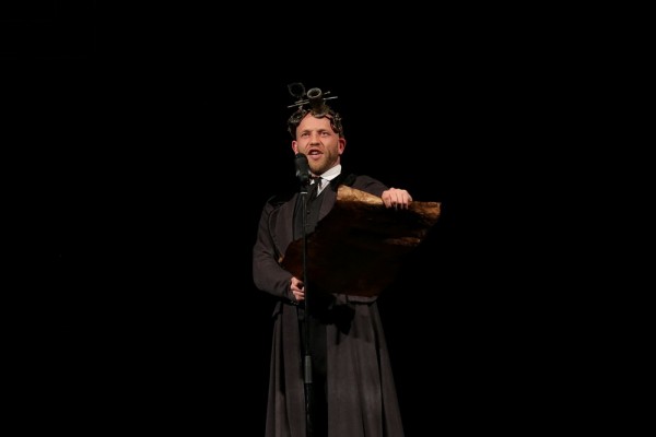 Афиша выходных: «Белое пятно», «Золотая кобра» и вернисаж сновидений Афиша выходных: «Белое пятно», «Золотая кобра» и вернисаж сновидений