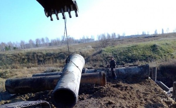 Дамбу на реке Елань восстановили жители Усть-Тарки Дамбу на реке Елань восстановили жители Усть-Тарки