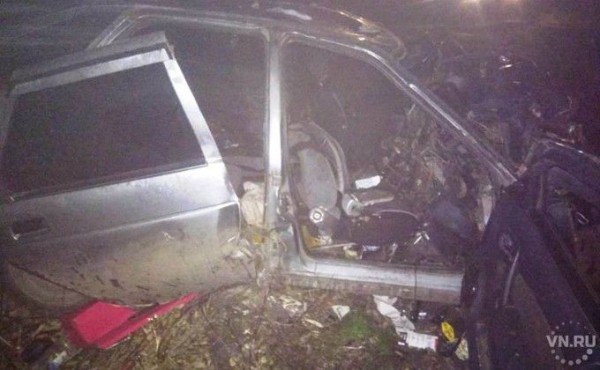 Пассажиры травмированы, водитель погиб – смертельное ДТП в Чановском районе Пассажиры травмированы, водитель погиб – смертельное ДТП в Чановском районе