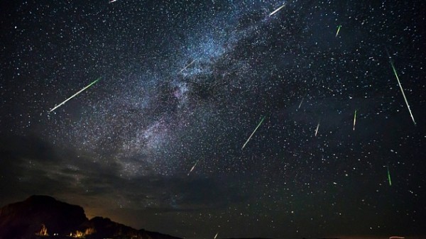 Новосибирцы увидят метеорный поток Леониды в середине ноября