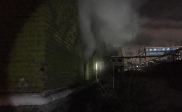 Два человека погибли при пожаре на улице Станционной в Новосибирске