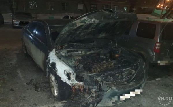 "Отелло" сжег машину возлюбленной, не выдержав разлуки "Отелло" сжег машину возлюбленной, не выдержав разлуки