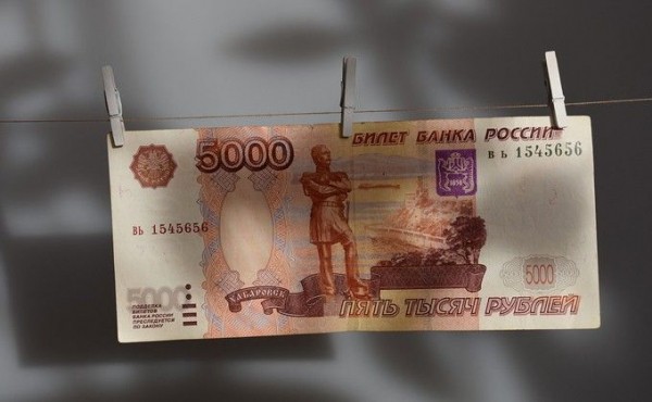 Без годовых премий накануне праздников останется большинство новосибирцев