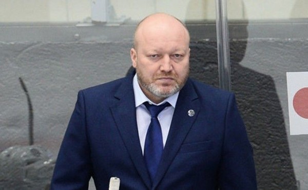 Хоккейная «Сибирь» не собирается менять тренера, но подкорректирует состав Хоккейная «Сибирь» не собирается менять тренера, но подкорректирует состав