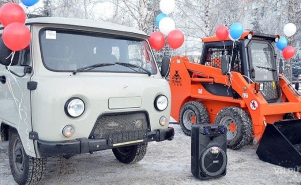 Новую снегоуборочную технику закупили в Оби