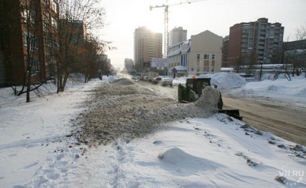 Гибнуть в ДТП стали чаще новосибирцы из-за нечищеных дорог Гибнуть в ДТП стали чаще новосибирцы из-за нечищеных дорог