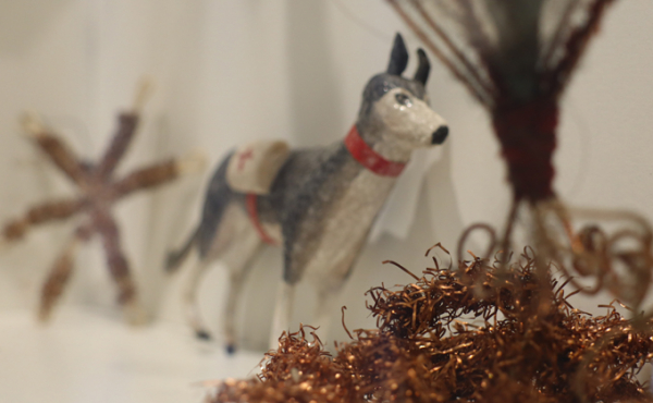 Редкие елочные игрушки родом из СССР показали новосибирцам