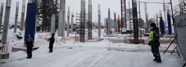 Для нового терминала Толмачёво забили почти 2000 свай Для нового терминала Толмачёво забили почти 2000 свай